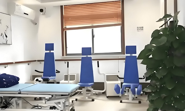 怎样可以有深圳户口_当下最大的话题，《731》还上不上 先拿下万尝几百试一