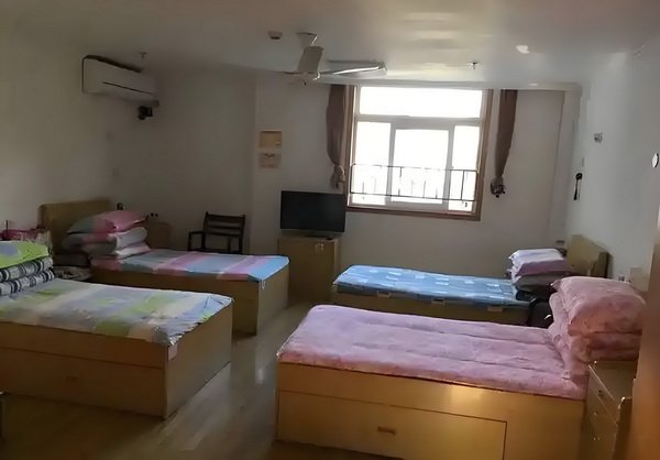 深圳深圳入户新政策_「女性互助」大潮中,为什么《花漾》要呈现女性关系中的「毒性」成分? 续不新鲜让网断的站保感持持